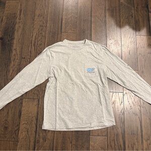 Men’s Vineyard Vines Light Gray Long Sleeve Tee Whale Medium